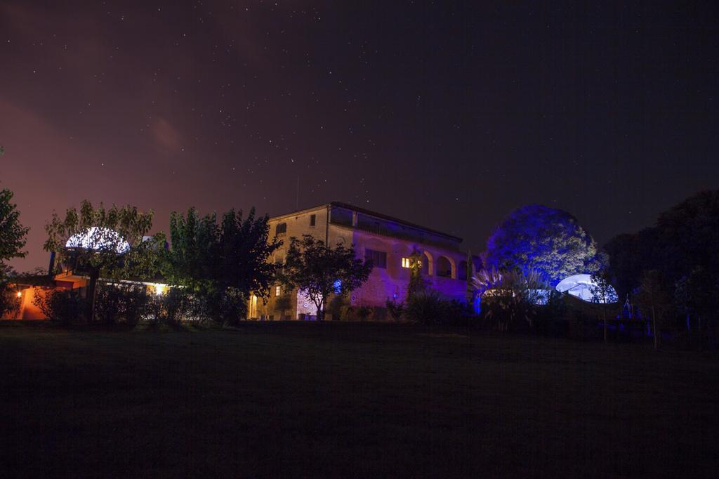 Mil Estrelles Villa Cornellá de Terri Exterior foto