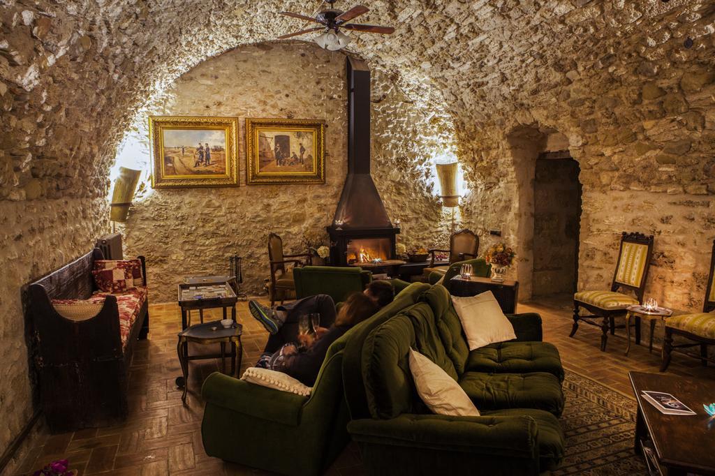 Mil Estrelles Villa Cornellá de Terri Exterior foto