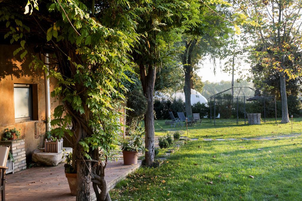 Mil Estrelles Villa Cornellá de Terri Exterior foto
